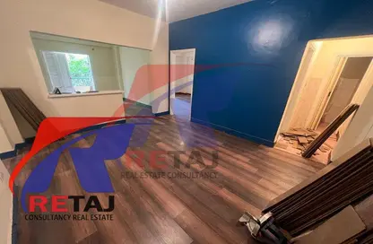 Apartment - 3 Bedrooms - 2 Bathrooms for rent in Mohamed Talaat Salem St. - 1st Zone - Nasr City - Cairo