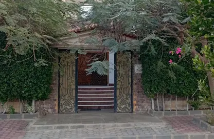 Villa - 7 Bedrooms - 5 Bathrooms for sale in 7th District - Obour City - Qalyubia