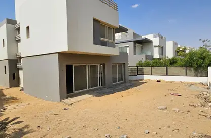 Villa - 6 Bedrooms - 5 Bathrooms for sale in Hyde Park - 5th Settlement Compounds - The 5th Settlement - New Cairo City - Cairo