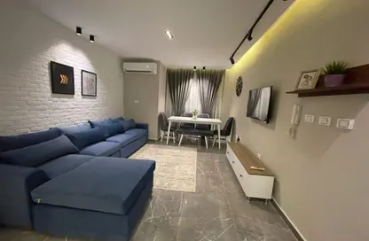 Apartment - 3 Bedrooms - 2 Bathrooms for rent in El Koronfel - The 5th Settlement - New Cairo City - Cairo