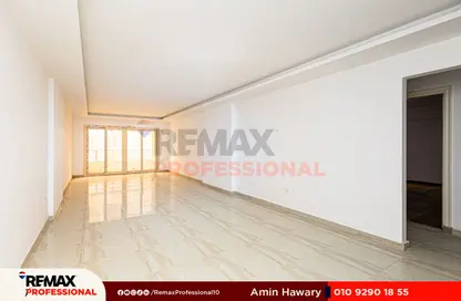 شقة - 3 غرف نوم - 2 حمامات للبيع في الصفوة - سموحة الجديدة - سموحة - حي شرق - الاسكندرية