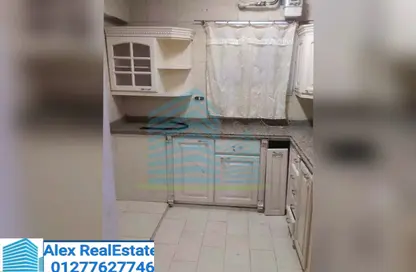 Apartment - 2 Bedrooms - 1 Bathroom for rent in Nady Smouha Al Riyadi St. - Smouha - Hay Sharq - Alexandria