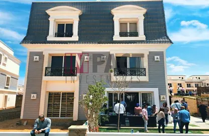 Apartment - 2 Bedrooms - 2 Bathrooms for sale in Mountain View iCity - 5th Settlement Compounds - The 5th Settlement - New Cairo City - Cairo