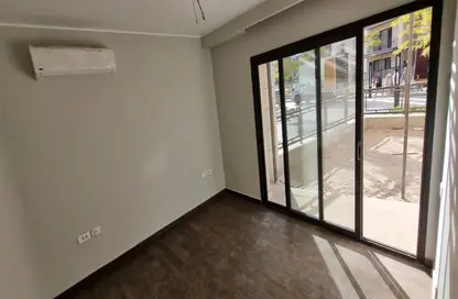 Apartment - 3 Bedrooms - 3 Bathrooms for sale in Sodic West - Sheikh Zayed Compounds - Sheikh Zayed City - Giza