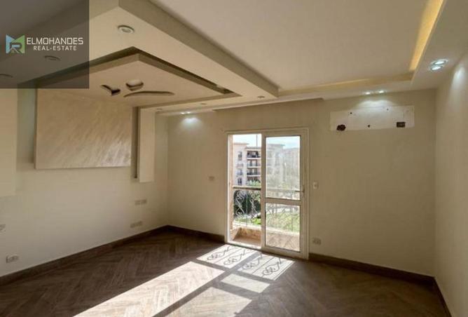 8370742 - Property Image 2