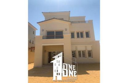 Villa - 4 Bedrooms - 5 Bathrooms for sale in Celesta Hills - Uptown Cairo - Mokattam - Cairo