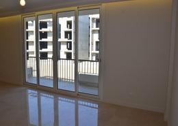 Apartment - 2 bedrooms - 2 bathrooms for للبيع in Pyramids Hills - Cairo Alexandria Desert Road - 6 October City - Giza