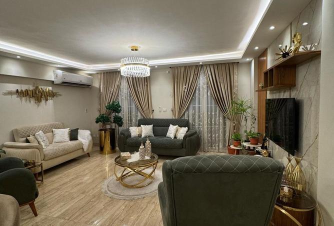 8421331 - Property Image 2