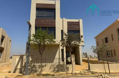فيلا - 4 غرف نوم - 4 حمامات للبيع في أو ويست - كمبوندات 6 أكتوبر - مدينة 6 أكتوبر - الجيزة