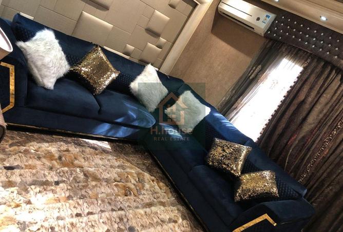 8286200 - Property Image 2