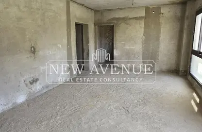Apartment - 2 Bedrooms - 3 Bathrooms for sale in District 5 - 5th Settlement Compounds - The 5th Settlement - New Cairo City - Cairo