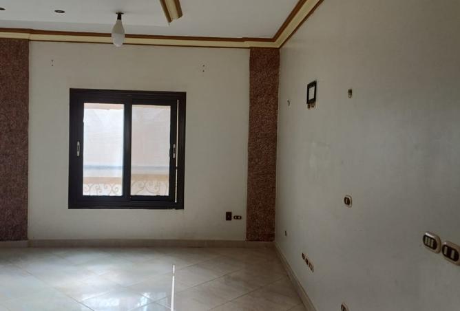 8144388 - Property Image 2