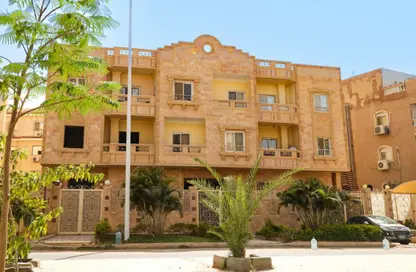Apartment - 3 Bedrooms - 2 Bathrooms for sale in Al Mostathmir El Saghir - 10th District - Sheikh Zayed City - Giza