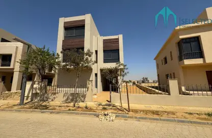 Villa - 4 Bedrooms - 4 Bathrooms for sale in O West - 6 October Compounds - 6 October City - Giza