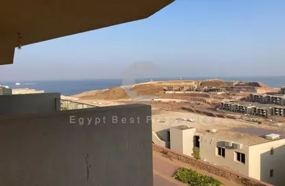 شاليه - 3 غرف نوم - 3 حمامات للبيع في المونت جلاله - العين السخنة - السويس