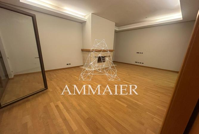 8563958 - Property Image 2