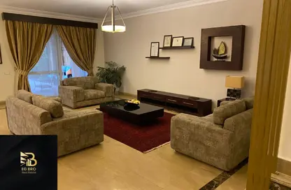 منزل مزدوج - 5 غرف نوم - 4 حمامات للبيع في مدينة القاهرة الجديدة - القاهرة