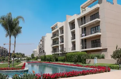 Apartment - 3 Bedrooms - 2 Bathrooms for sale in Moon Residences - Fifth Square - The 5th Settlement - New Cairo City - Cairo