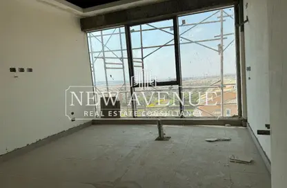Clinic - Studio - 1 Bathroom for sale in Three Sixty - 5th Settlement Compounds - The 5th Settlement - New Cairo City - Cairo