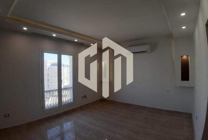 8037611 - Property Image 3