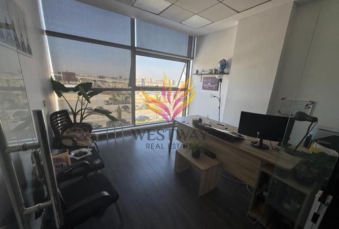 8286302 - Property Image 2