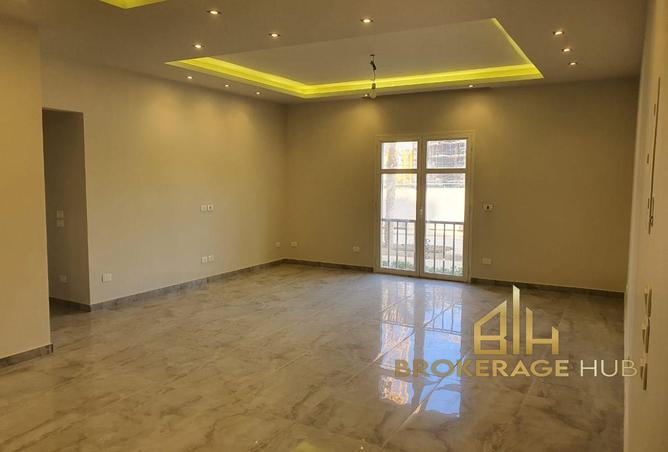 8560929 - Property Image 2