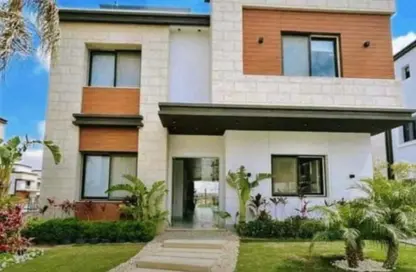 Villa - 4 Bedrooms - 4 Bathrooms for sale in Azzar - 5th Settlement Compounds - The 5th Settlement - New Cairo City - Cairo