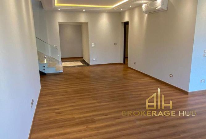 8351593 - Property Image 3