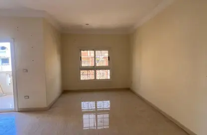 شقة - 3 غرف نوم - 2 حمامات للايجار في عمارات البنفسج - البنفسج - مدينة القاهرة الجديدة - القاهرة