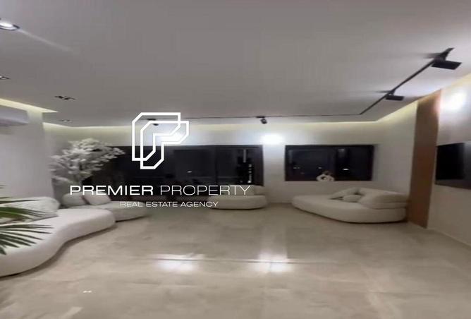 8215880 - Property Image 2