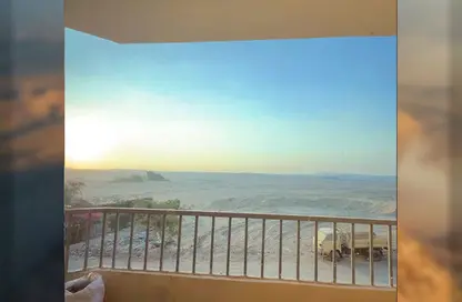 Apartment - 3 Bedrooms - 2 Bathrooms for sale in Gate 1 - Khofo - Hadayek El Ahram - Giza