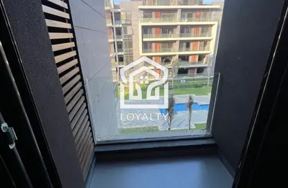 Apartment - 3 Bedrooms - 2 Bathrooms for sale in El Patio Oro - 5th Settlement Compounds - The 5th Settlement - New Cairo City - Cairo