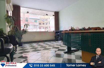 شقة - غرفة نوم - 1 حمام للبيع في شارع الفتح - فلمنج - حي شرق - الاسكندرية