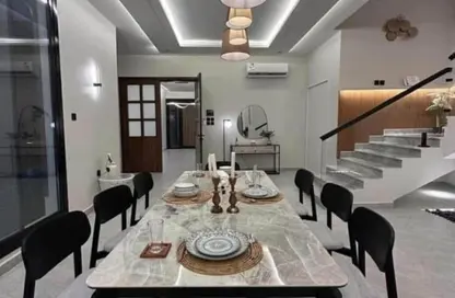 Townhouse - 4 Bedrooms - 3 Bathrooms for sale in Sun Capital - Fayoum Desert road - 6 October City - Giza