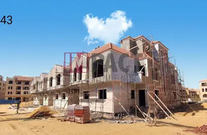 فيلا - 3 غرف نوم - 2 حمامات للبيع في ايفى ريسيدنس - كمبوندات الشروق - مدينة الشروق - القاهرة