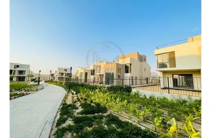 أي فيلا - 3 غرف نوم - 3 حمامات للبيع في سوديك ايست - الحي السادس - هليوبوليس الجديدة - القاهرة