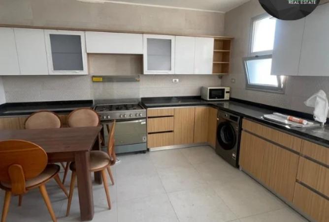 8064211 - Property Image 2