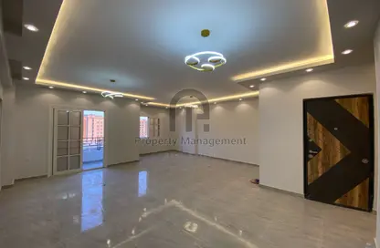 شقة - 3 غرف نوم - 2 حمامات للايجار في عمارات الاندلس - حى الاندلس - مدينة القاهرة الجديدة - القاهرة