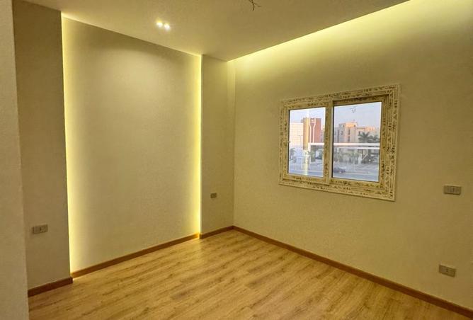 8301285 - Property Image 3