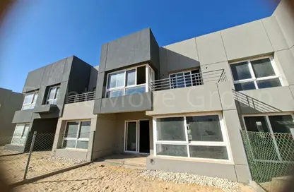 Townhouse - 3 Bedrooms - 4 Bathrooms for sale in Kayan - Sheikh Zayed Compounds - Sheikh Zayed City - Giza