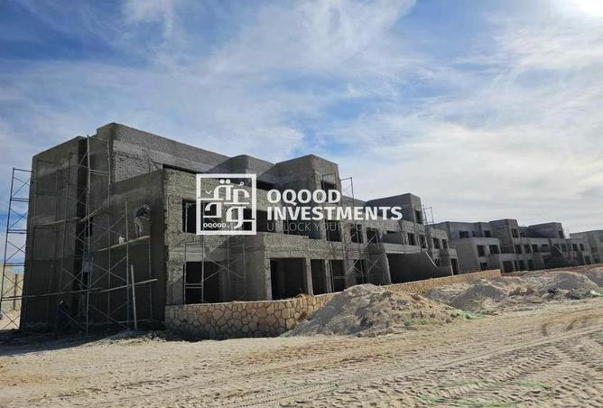 Chalet - 2 Bedrooms - 2 Bathrooms for sale in Hacienda West - Ras Al Hekma - North Coast
