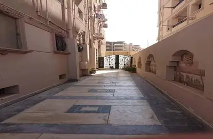 Duplex - 4 Bedrooms - 3 Bathrooms for sale in El Narges Buildings - Al Narges - New Cairo City - Cairo