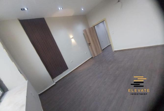 8240636 - Property Main Image