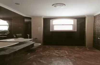 Townhouse - 4 Bedrooms - 3 Bathrooms for rent in Zahraa El Maadi - Hay El Maadi - Cairo
