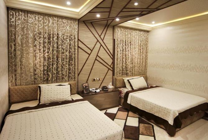 8240850 - Property Image 3