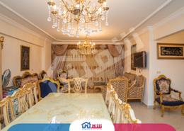شقة - 3 غرف نوم - 2 حمامات for للبيع in كامب شيزار - حي وسط - الاسكندرية
