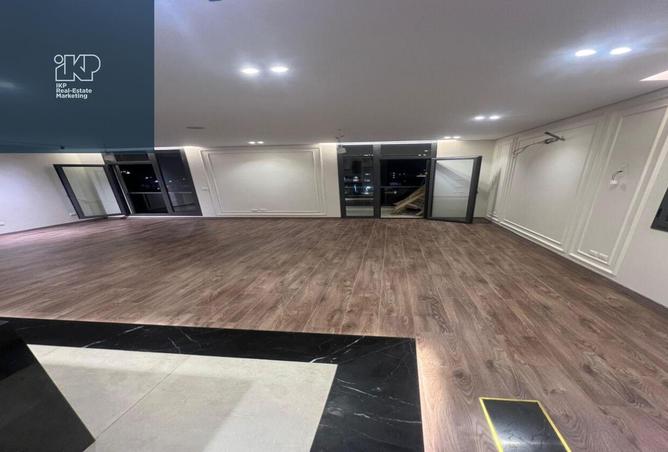 8243623 - Property Image 2