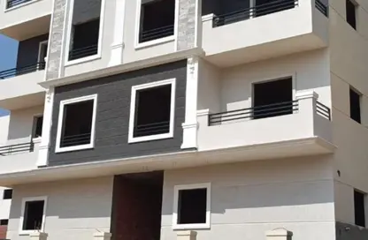 Apartment - 3 Bedrooms - 2 Bathrooms for sale in New Narges - New Cairo City - Cairo