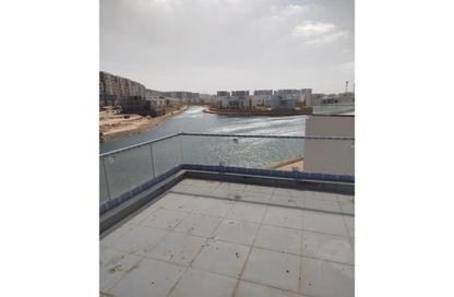 فيلا - 5 غرف نوم - 7 حمامات للبيع في مازيرين - مدينة العلمين الجديدة - العلمين - الساحل الشمالي