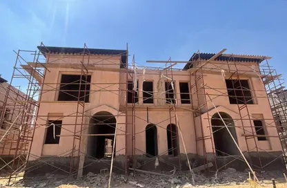 فيلا - 8 غرف نوم - 8 حمامات للبيع في فيلدج ويست - كمبوندات الشيخ زايد - الشيخ زايد - الجيزة